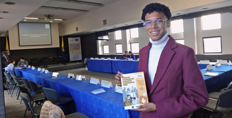 Tadeístas participaron en libro que analizó las elecciones de 2023