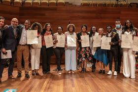 La primera cohorte de graduados de Potencia Pacífico.