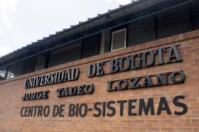 El Centro de Bio-Sistemas fue denominado hasta el 2010 como Centro de Investigaciones y Asesorías Agroindustriales (CIAA). a partir del 28 de julio de este año, se incorporó el nombre de uno de sus fundadores, Alberto Lozano Simonelli, como tributo a su incansable labor en aras de la realización de este proyecto.